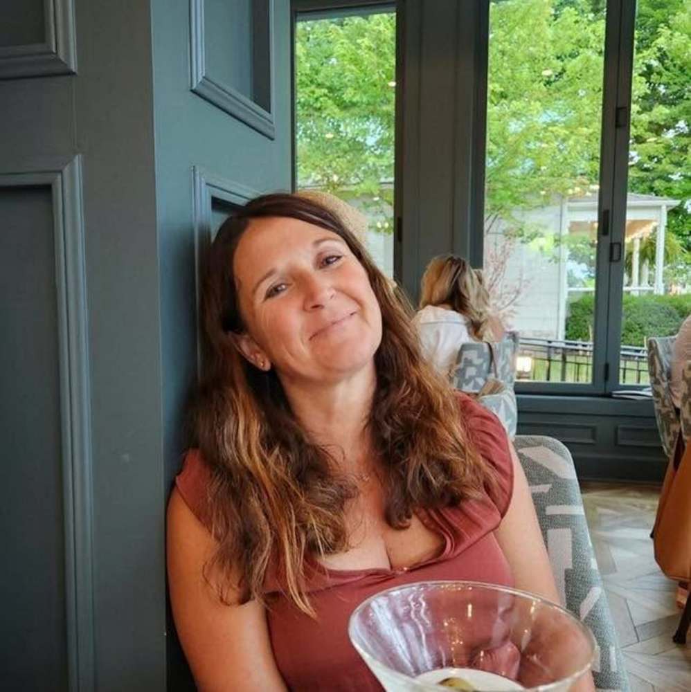 Meet your Posher, Laura